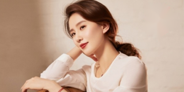 女星為減肥有多拼？有人米飯按粒吃，有人靠番茄度日，有人只喝水