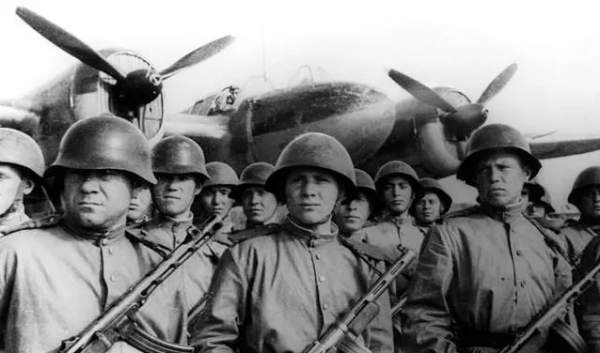 75架俄軍大型運輸機出動！遠端投送兵力，中國空軍能否做到？