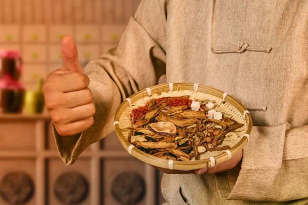 靶向治療期間，不能吃中藥？