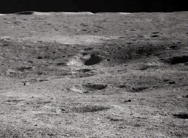 玉兔二號發現的“神秘小屋”終於現了真身，原來是“兔子”