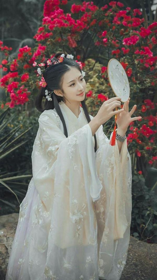 “好男無毛貴如金，好女無毛福一生”說的啥意思，可信嗎？