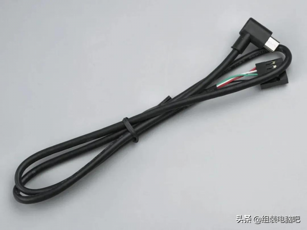 穩壓 i9 12900K！恩傑海妖 Z73 RGB 白色水冷評測