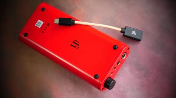 iFi Diablo這臺大菠蘿，簡直就是給手機使用者準備的單兵大炮