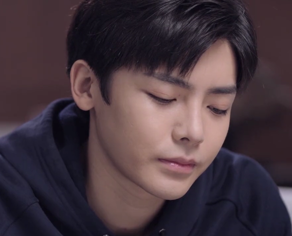 《突圍》也有小鮮肉,顏值很高,但跟演技派對戲,差距很明顯 《突圍》也有小鮮肉,顏值很高,但跟演技派對戲,差距很明顯