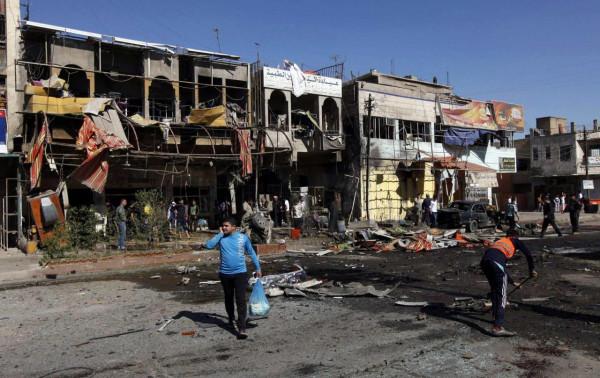 2005年，八名福建農民在伊拉克被綁架，中國大使四闖死亡之路營救