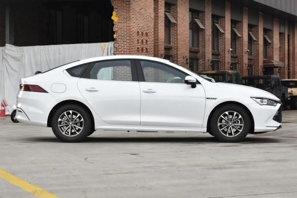 15萬以內，吉利星瑞和比亞迪秦PLUS DM-i詳盡對比，你會選擇誰？