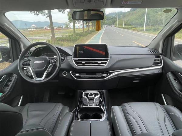 空間超過別克GL8，全系2.0T+8AT，試駕上汽大通MAXUS G20 PLUS