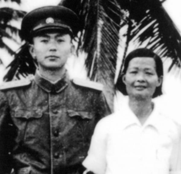 紅色娘子軍均齡不到20歲，存在500余天，毛主席：世界革命的典範