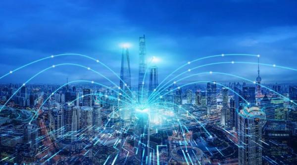 什麼是智慧時代的超級生態中樞？