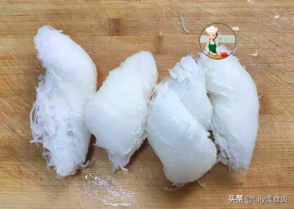 冬天吃餃子，用它做餃子餡，比韭菜白菜鮮，現在吃正當季，真香呀