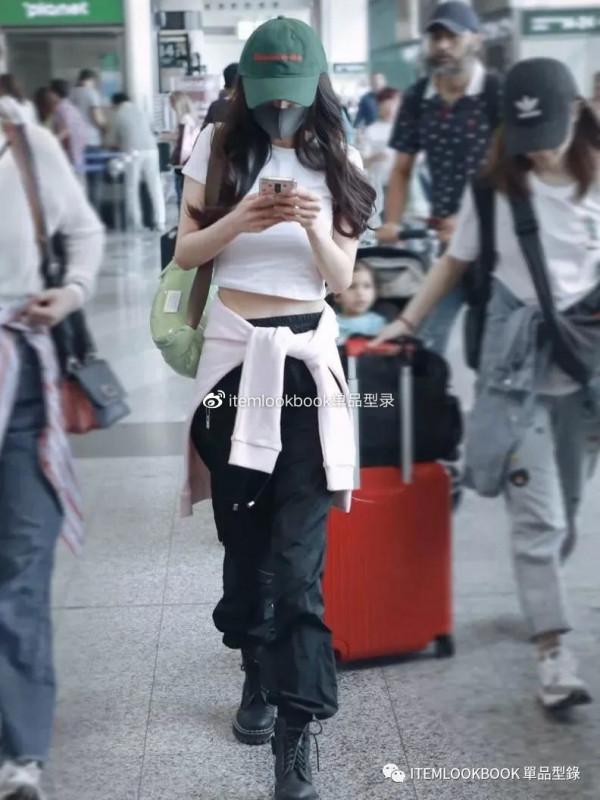 陳小紜被嘲“情商低”?學了冪式穿搭,卻忘了學習冪式的高情商… 陳小紜被嘲“情商低”?學了冪式穿搭,卻忘了學習冪式的高情商…