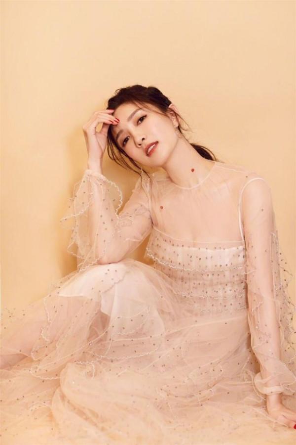 江疏影是什麼神仙顏值,穿裸色紗裙美出天際,連未修圖都讓人驚豔 江疏影是什麼神仙顏值,穿裸色紗裙美出天際,連未修圖都讓人驚豔