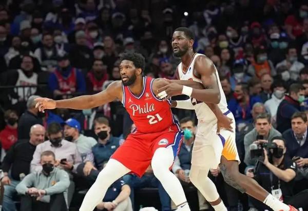 大帝炮轟西蒙斯軟，下個月手撕西帝。濃眉恐賽季報銷，詹皇或出走