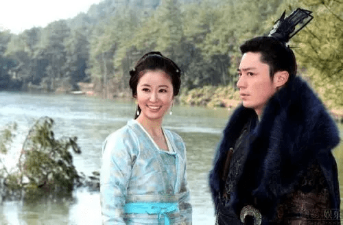 5位“裝嫩”失敗的女星,劉濤周迅勉強接受,63歲演10多歲過分了 5位“裝嫩”失敗的女星,劉濤周迅勉強接受,63歲演10多歲過分了