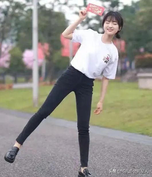 大象腿，羅圈腿，肌肉腿，這8位女星的腿型，都不完美