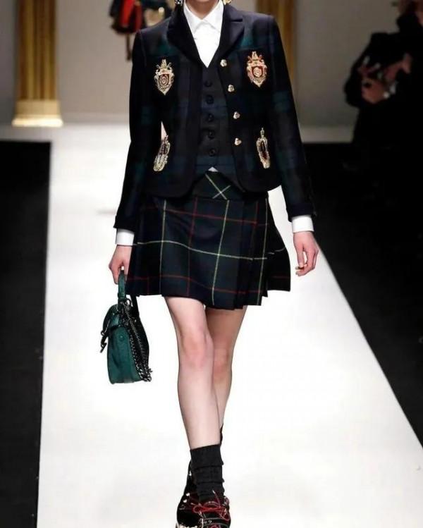無法拒絕的 那些好看又神仙的學院風衣服穿搭 好想重回18歲 無法拒絕的 那些好看又神仙的學院風衣服穿搭 好想重回18歲