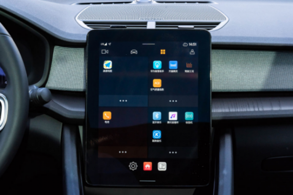 淺談Polestar2智慧體驗 華為生態反向升級 智慧駕駛體驗出色