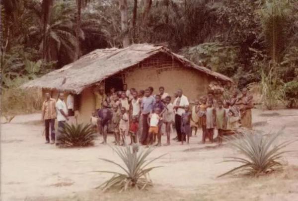 一塊人類橡皮擦:55個村落的生死浩劫 一塊人類橡皮擦:55個村落的生死浩劫