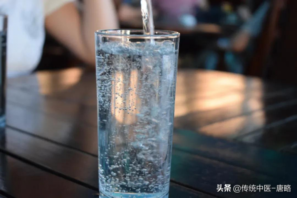 &OpenCurlyDoubleQuote;多喝點水&rdquo;不一定能治病，但有時候卻能救命