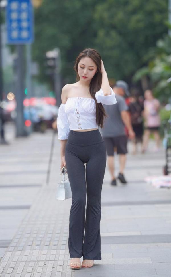 顏值高多重要?黑白搭配與眾不同,氣質不比明星差 顏值高多重要?黑白搭配與眾不同,氣質不比明星差