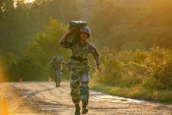 我們是空軍“獵人” 我們是空軍“獵人”