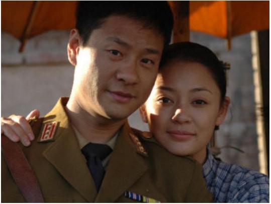 “擎蒼”連奕名：為娶楊若兮，拋棄陳佳研，前妻火了，他卻涼了