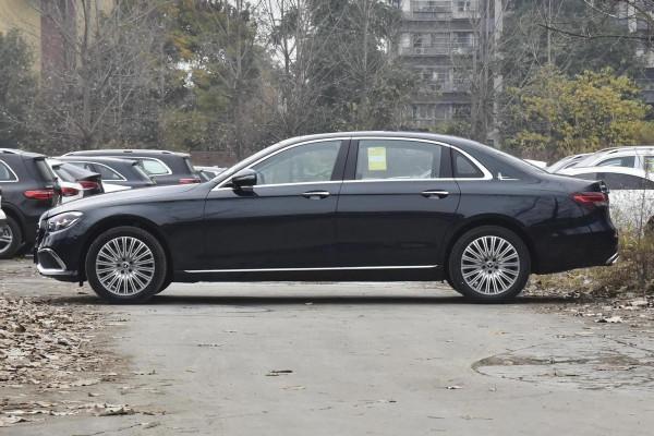 解讀全新賓士E級，軸距3079mm，科技配置豐富，售價43.99萬起