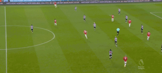 英超-卡瓦尼替補救主C羅染黃 曼聯1-1客平紐卡無緣四連勝 仍居第七 英超-卡瓦尼替補救主C羅染黃 曼聯1-1客平紐卡無緣四連勝 仍居第七