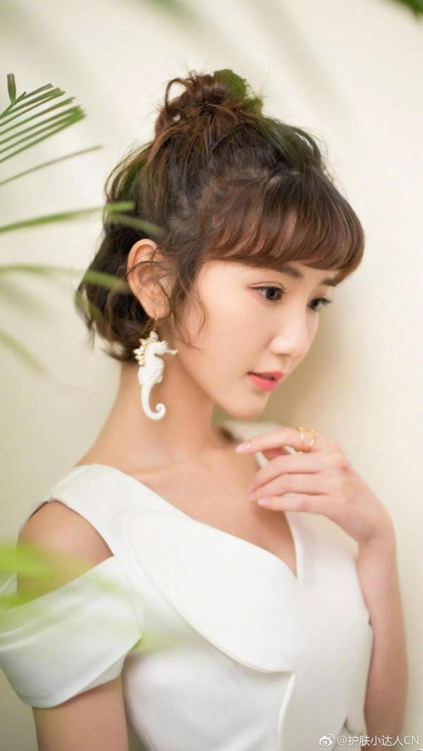 毛曉彤唯美桌布 毛曉彤唯美桌布