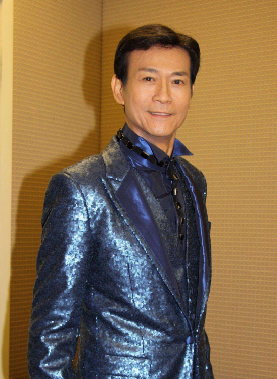 同樣是鄭少秋基因，把沈殿霞和官晶華的女兒一對比，差距就出來了