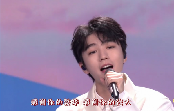 央視元宵晚會：宋軼被穿小鞋，女足成王炸，收視破5，全程無小品