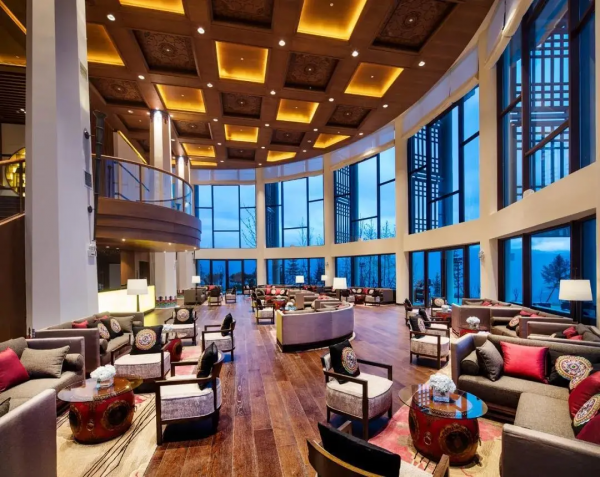 九寨溝山巔之上的頂級度假村,超值3日遊放大招,打卡秋天的童話 九寨溝山巔之上的頂級度假村,超值3日遊放大招,打卡秋天的童話