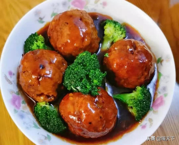 2022舌尖上的年味之老北京的年夜飯，“四四見底”有講究