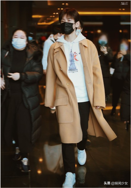 成毅錄製慢綜藝《奇妙之城》,奶萌奶萌少年感十足 成毅錄製慢綜藝《奇妙之城》,奶萌奶萌少年感十足