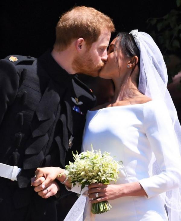 鮮為人知的,隱藏在英國皇室成員6件配飾背後的含義 鮮為人知的,隱藏在英國皇室成員6件配飾背後的含義