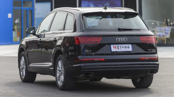 2.0T奧迪Q7優點多多，優秀前任造就出眾成色，二手更有價效比