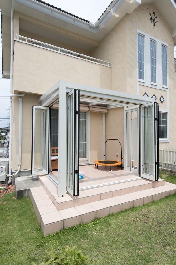 獨門獨棟住起來舒服，在這5處任意搭建玻璃房，那叫一個漂亮好用