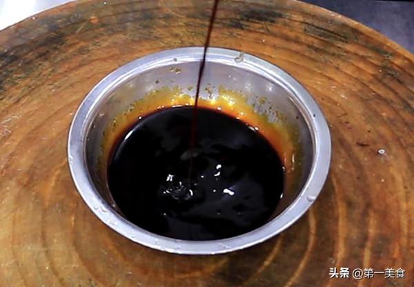 廚師長分享土豆燉雞家常做法，不焯水直接炒，鮮嫩入味，香辣下飯