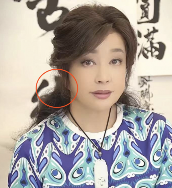 周迅為補水早上敷六七種面膜，伊能靜的護膚手段一般人做不來