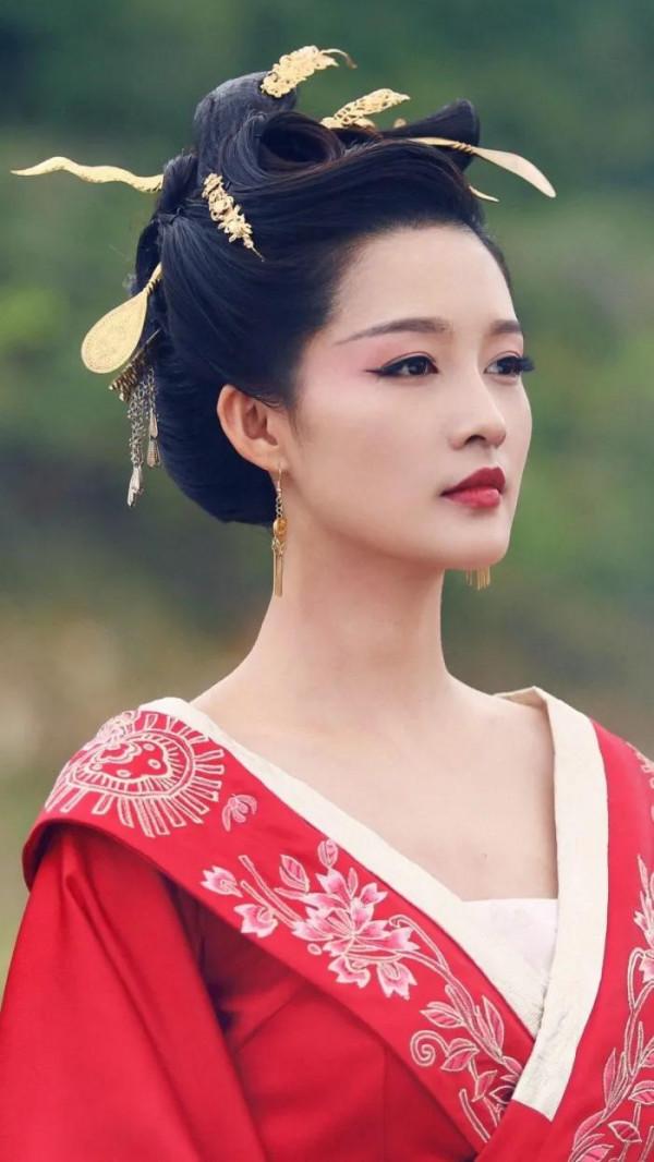 當代娛樂圈美女“眼神殺”?哪一位是你心間無法抹滅 當代娛樂圈美女“眼神殺”?哪一位是你心間無法抹滅