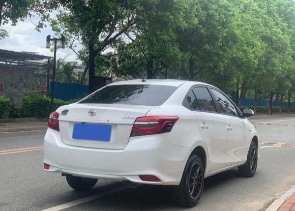 入門級合資小車,起售7.38萬,標配1.5L自吸引擎百公里油耗4.9L! 入門級合資小車,起售7.38萬,標配1.5L自吸引擎百公里油耗4.9L!