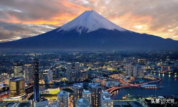 人民幣連續升值，中國會不會重蹈日本覆轍，陷入經濟衰退？