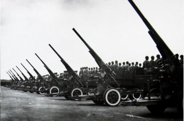 1947年坦埠遇險，粟裕遭蔣軍轟炸，面對絕境是如何逆轉乾坤的？