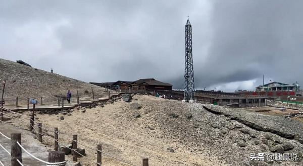 長白山天池，中朝兩國界湖，難得一見的火山口仙境