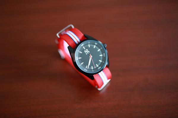 時尚舒適,美職棒自由女神情侶手錶全面體驗 時尚舒適,美職棒自由女神情侶手錶全面體驗