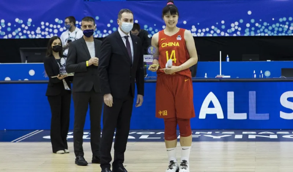 李月汝:塞爾維亞是福地,回家嘍,祝大家情人節快樂呀 李月汝:塞爾維亞是福地,回家嘍,祝大家情人節快樂呀