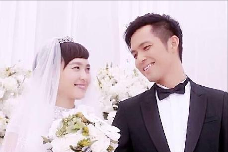 校服到婚紗的甜蜜劇