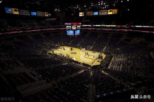 真有那麼多的黑幕嗎?看看NBA的裁判是怎麼吹哨的 真有那麼多的黑幕嗎?看看NBA的裁判是怎麼吹哨的