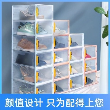 建議：鞋子別再往門口堆了，瞧瞧深圳人的做法，美觀整潔不佔地方