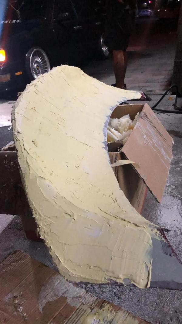 明明長著一張賓士C63的前臉,還說自己是一輛本田? 明明長著一張賓士C63的前臉,還說自己是一輛本田?